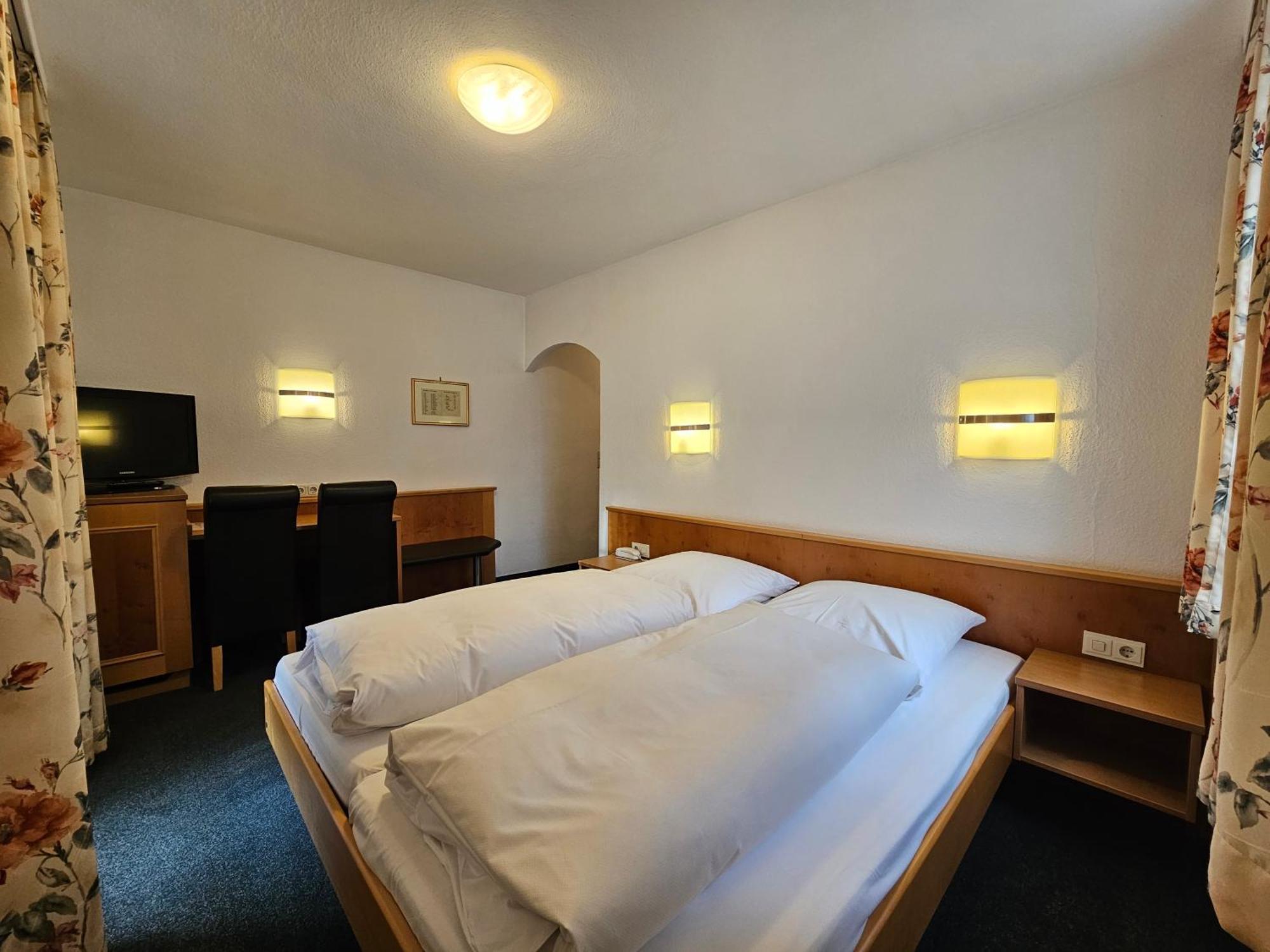 Arrivel Am Bergson - Bisher Hotel Neuner มิวนิก ภายนอก รูปภาพ