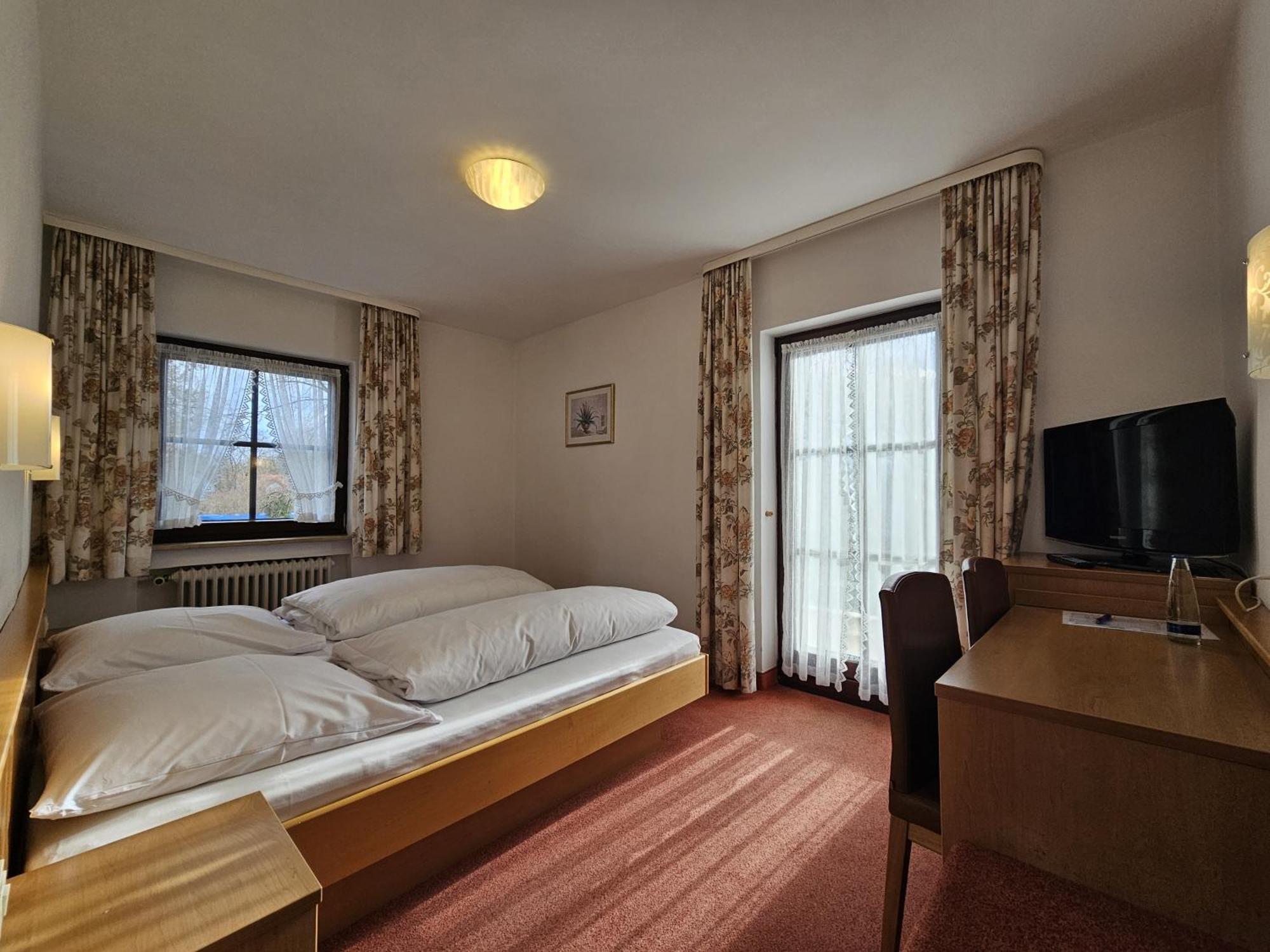 Arrivel Am Bergson - Bisher Hotel Neuner มิวนิก ภายนอก รูปภาพ