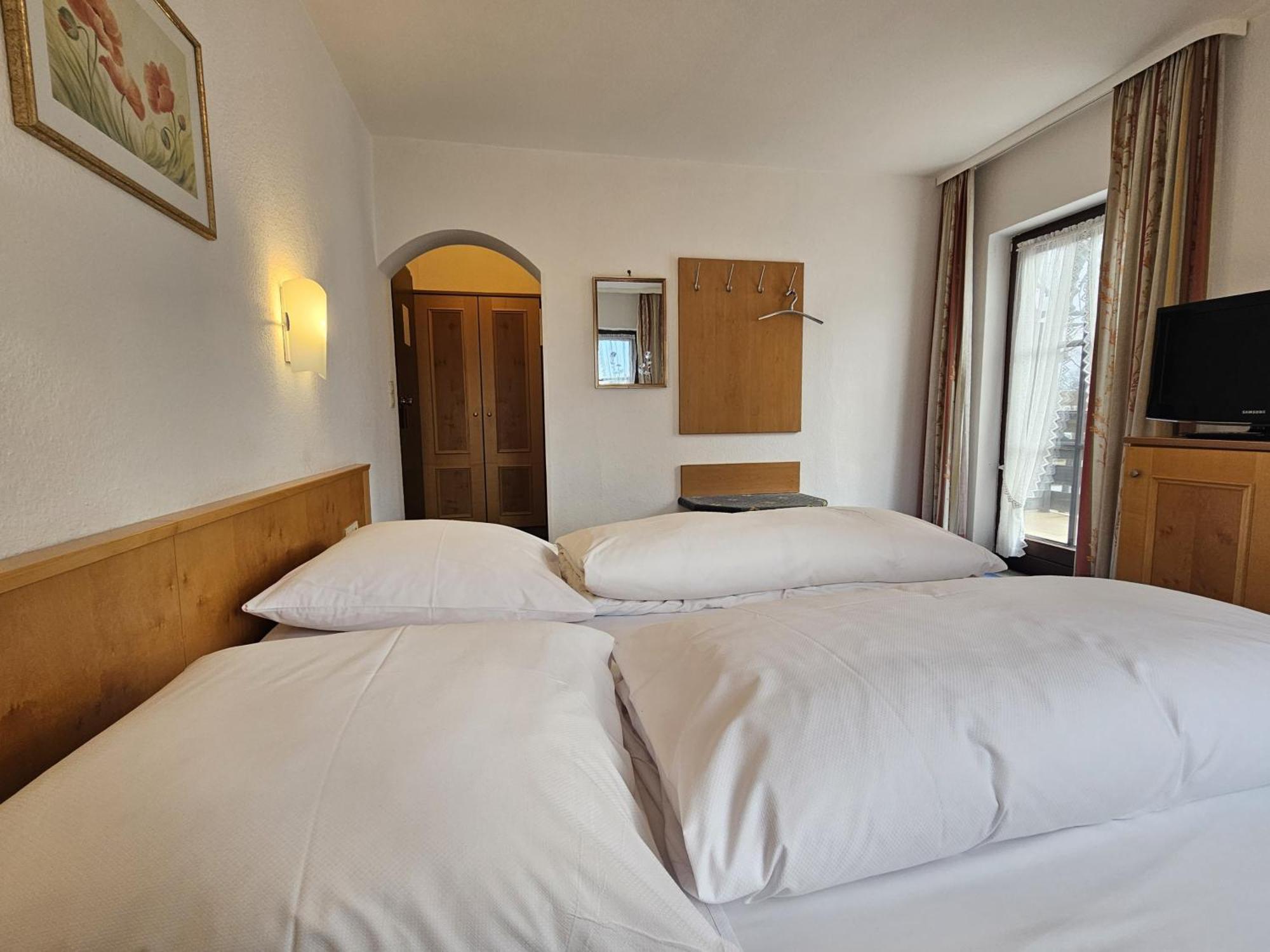 Arrivel Am Bergson - Bisher Hotel Neuner มิวนิก ภายนอก รูปภาพ