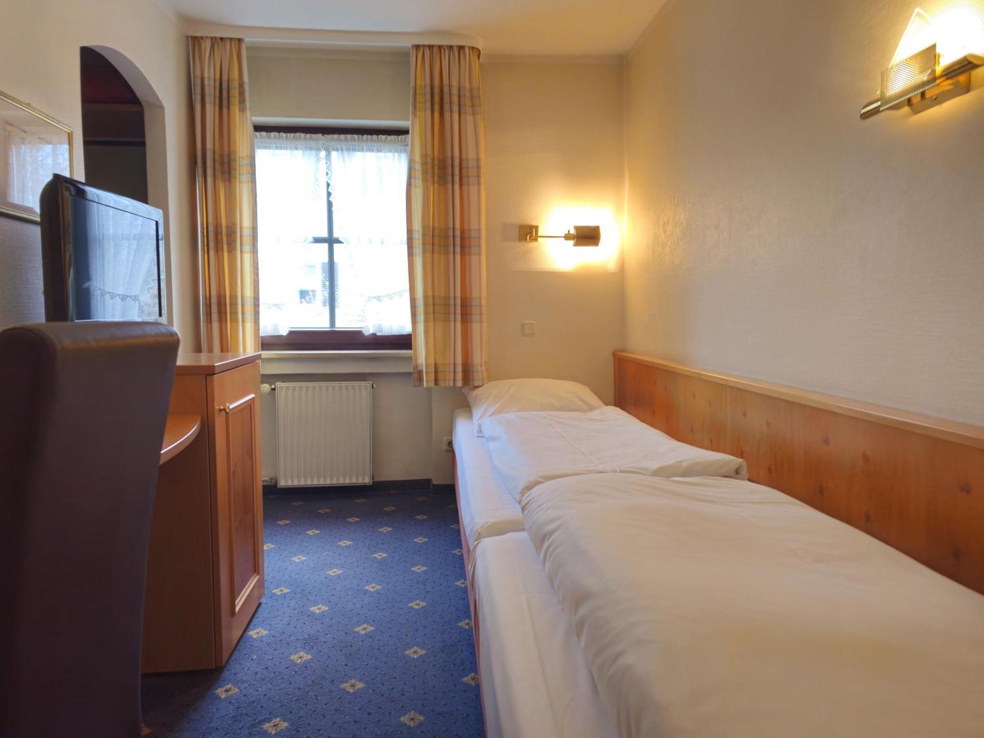 Arrivel Am Bergson - Bisher Hotel Neuner มิวนิก ภายนอก รูปภาพ