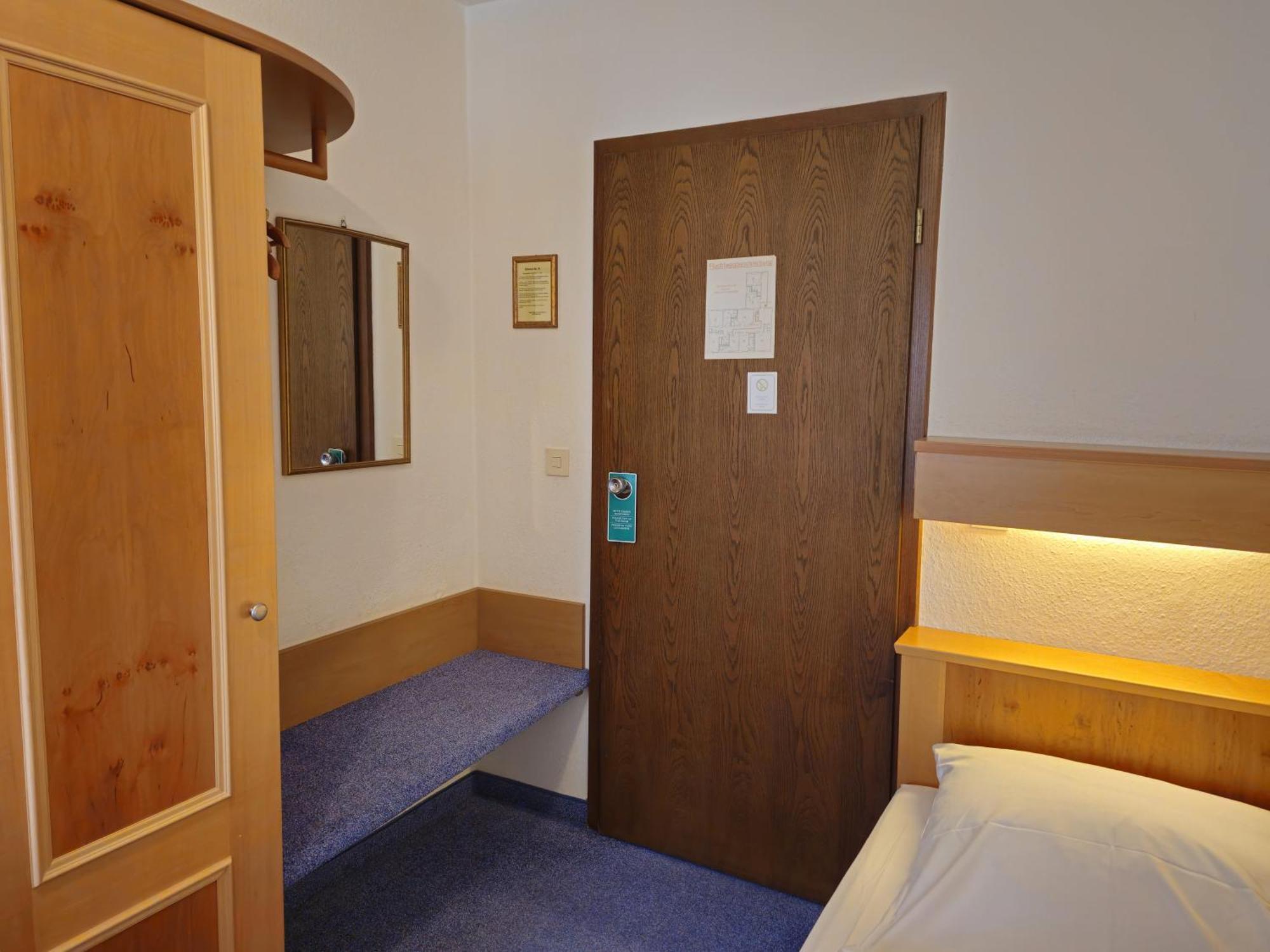 Arrivel Am Bergson - Bisher Hotel Neuner มิวนิก ภายนอก รูปภาพ