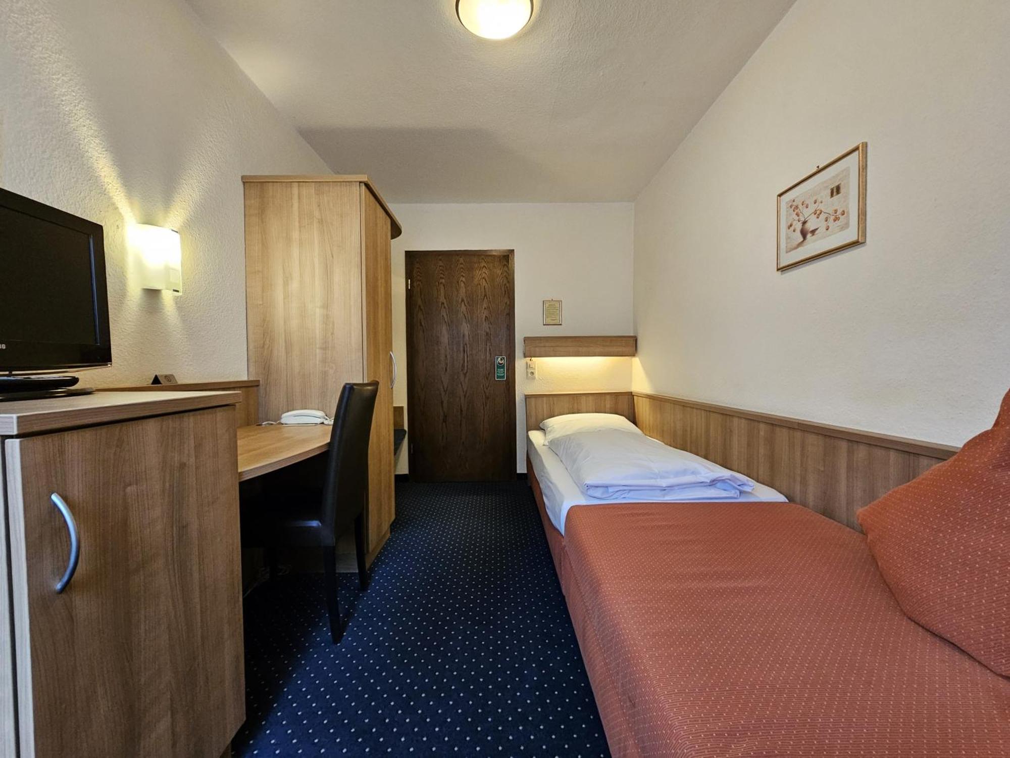 Arrivel Am Bergson - Bisher Hotel Neuner มิวนิก ภายนอก รูปภาพ