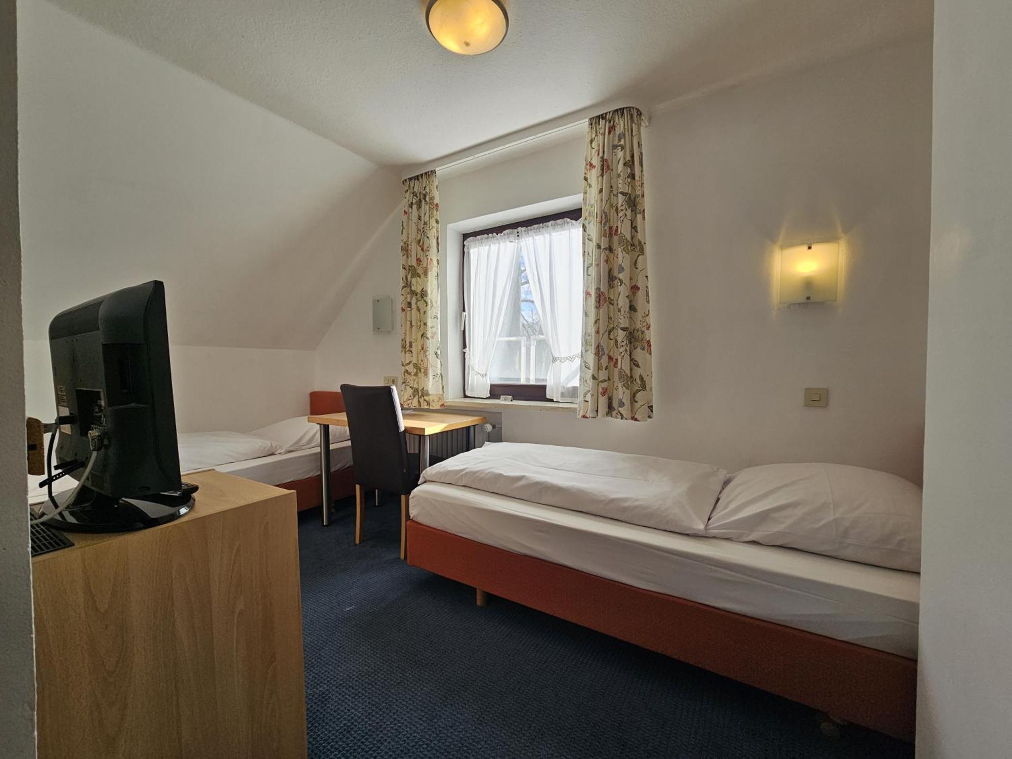 Arrivel Am Bergson - Bisher Hotel Neuner มิวนิก ภายนอก รูปภาพ