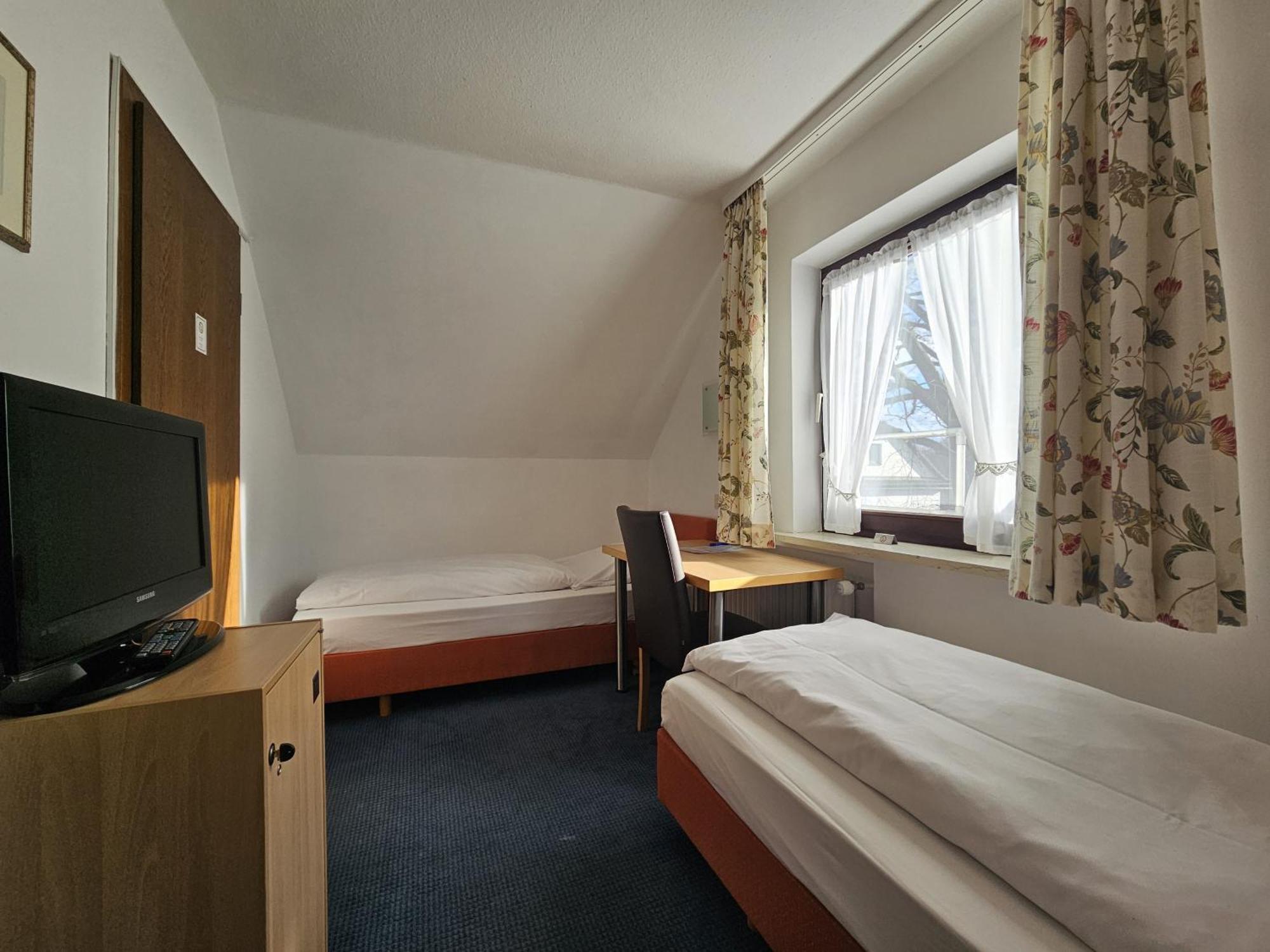 Arrivel Am Bergson - Bisher Hotel Neuner มิวนิก ภายนอก รูปภาพ