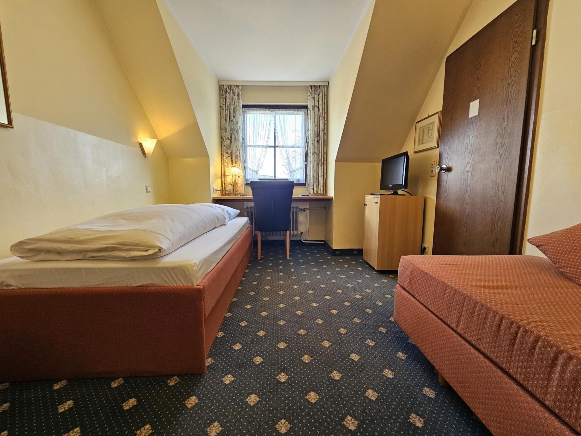 Arrivel Am Bergson - Bisher Hotel Neuner มิวนิก ภายนอก รูปภาพ
